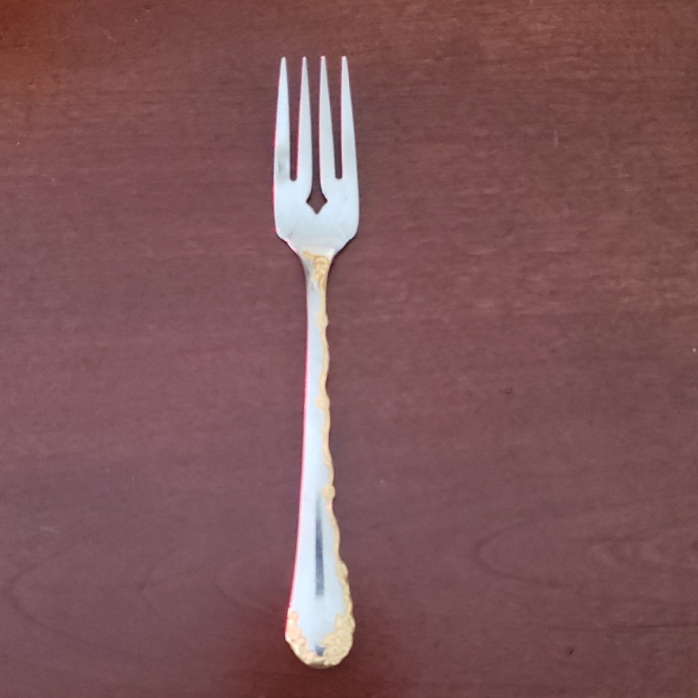 Oneida Golden Belle Rose Salad Fork